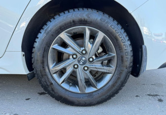 Подержанный автомобиль Kia Optima Sedan 2020 года (12 фото)