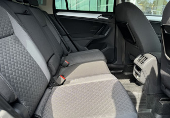 Подержанный автомобиль Volkswagen Tiguan 2017 года (11 фото)
