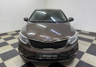 Подержанный автомобиль Kia Rio Sedan 2017 года (2 фото)