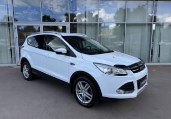 Подержанный автомобиль Ford Kuga 2014 года (3 фото)