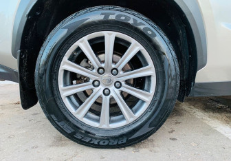 Подержанный автомобиль Lexus NX 2015 года (12 фото)