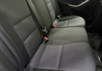 Подержанный автомобиль Hyundai i30 Hatchback 2012 года (11 фото)