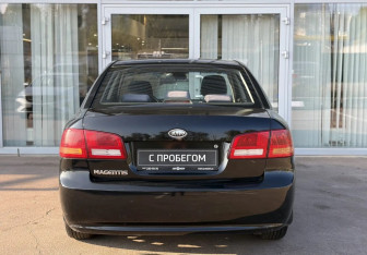 Подержанный автомобиль Kia Magentis 2007 года (6 фото)