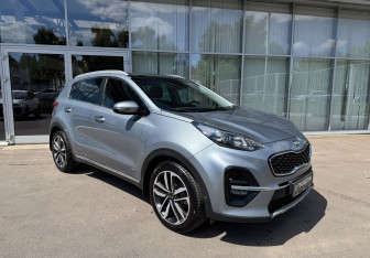 Подержанный автомобиль Kia Sportage 2019 года (3 фото)
