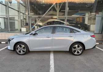 Подержанный автомобиль LIVAN S6Pro 2023 года (8 фото)