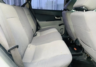 Подержанный автомобиль LADA (ВАЗ) Priora Wagon 2011 года (11 фото)