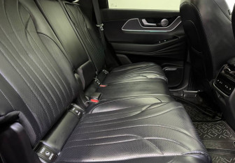 Подержанный автомобиль Chery Tiggo 9 2024 года (11 фото)