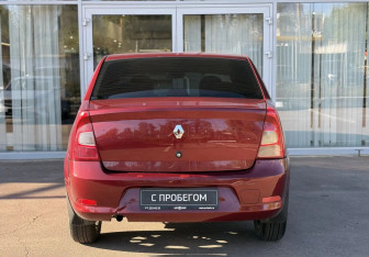 Подержанный автомобиль Renault Logan Sedan 2011 года (6 фото)