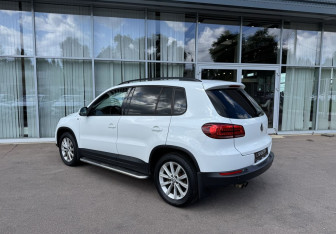 Подержанный автомобиль Volkswagen Tiguan 2014 года (7 фото)