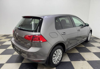 Подержанный автомобиль Volkswagen Golf Hatchback 2014 года (5 фото)