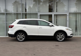 Подержанный автомобиль Mazda CX-9 2013 года (4 фото)
