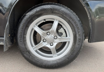 Подержанный автомобиль LADA (ВАЗ) Priora Wagon 2010 года (12 фото)