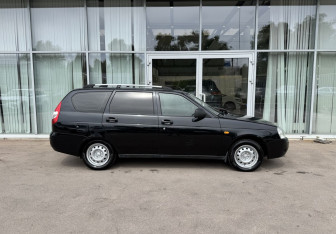 Подержанный автомобиль LADA (ВАЗ) Priora Wagon 2013 года (4 фото)