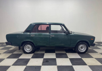 Подержанный автомобиль LADA (ВАЗ) 2105 1997 года (4 фото)