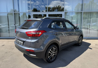 Подержанный автомобиль Hyundai Creta 2021 года (5 фото)