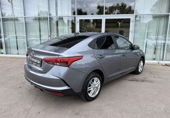 Подержанный автомобиль Hyundai Solaris Sedan 2020 года (5 фото)