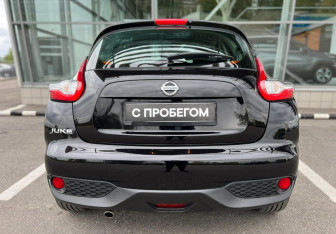 Подержанный автомобиль Nissan Juke 2018 года (6 фото)