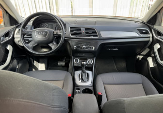 Подержанный автомобиль Audi Q3 2013 года (9 фото)