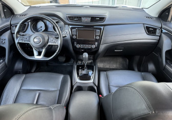Подержанный автомобиль Nissan Qashqai 2021 года (9 фото)