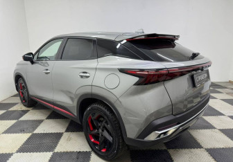 Подержанный автомобиль Omoda C5 2023 года (7 фото)