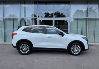 Подержанный автомобиль Haval Jolion 2025 года (4 фото)