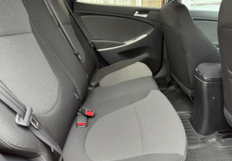 Подержанный автомобиль Hyundai Solaris Sedan 2014 года (11 фото)
