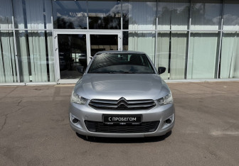 Подержанный автомобиль Citroen C-Elysee 2013 года (2 фото)