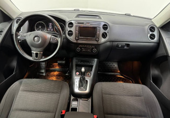 Подержанный автомобиль Volkswagen Tiguan 2013 года (10 фото)