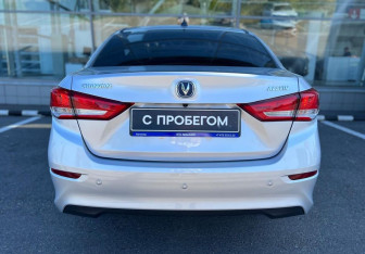 Подержанный автомобиль Changan Alsvin 2023 года (6 фото)