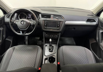 Подержанный автомобиль Volkswagen Tiguan 2017 года (10 фото)