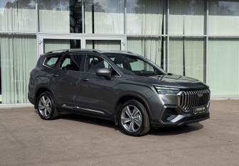 Подержанный автомобиль Geely Okavango 2024 года (3 фото)