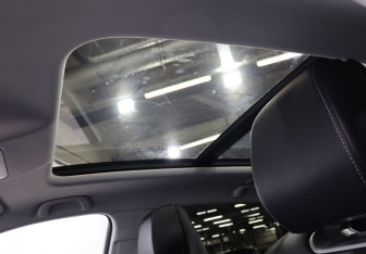 Подержанный автомобиль Changan UNI-K 2023 года (21 фото)