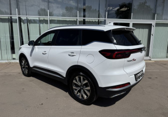 Подержанный автомобиль Chery Tiggo 7 Pro 2022 года (7 фото)