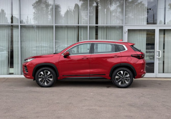 Подержанный автомобиль Exeed LX 2023 года (8 фото)