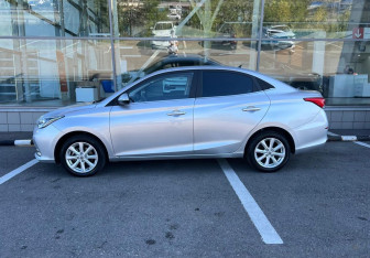 Подержанный автомобиль Changan Alsvin 2023 года (8 фото)