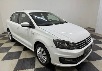 Подержанный автомобиль Volkswagen Polo Sedan 2018 года (3 фото)