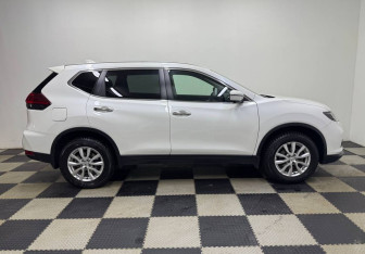 Подержанный автомобиль Nissan X-Trail 2020 года (4 фото)