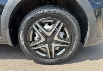 Подержанный автомобиль Kia Rio Hatchback 2019 года (12 фото)