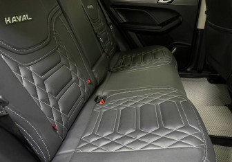 Подержанный автомобиль Haval Jolion 2023 года (11 фото)