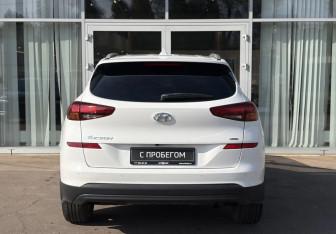 Подержанный автомобиль Hyundai Tucson 2018 года (6 фото)