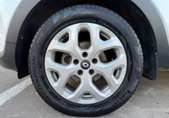 Подержанный автомобиль Renault Kaptur 2016 года (12 фото)