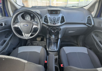 Подержанный автомобиль Ford EcoSport 2017 года (9 фото)