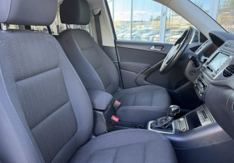 Подержанный автомобиль Volkswagen Tiguan 2013 года (10 фото)