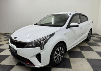 Подержанный автомобиль Kia Rio Sedan 2020 года (1 фото)