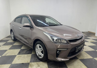 Подержанный автомобиль Kia Rio Sedan 2018 года (3 фото)
