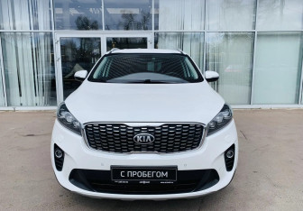 Подержанный автомобиль Kia Sorento 2019 года (2 фото)