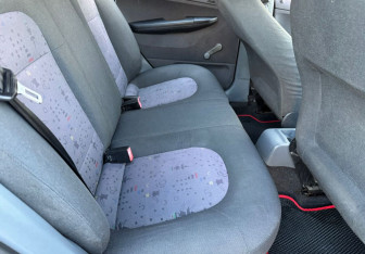 Подержанный автомобиль Skoda Fabia Hatchback 2003 года (11 фото)