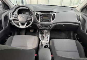 Подержанный автомобиль Hyundai Creta 2017 года (9 фото)