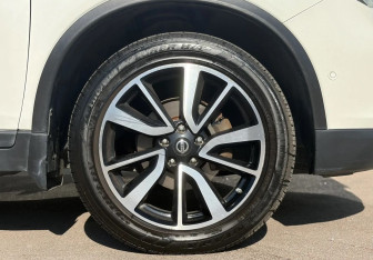 Подержанный автомобиль Nissan X-Trail 2019 года (13 фото)