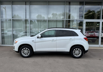 Подержанный автомобиль Mitsubishi ASX 2014 года (8 фото)